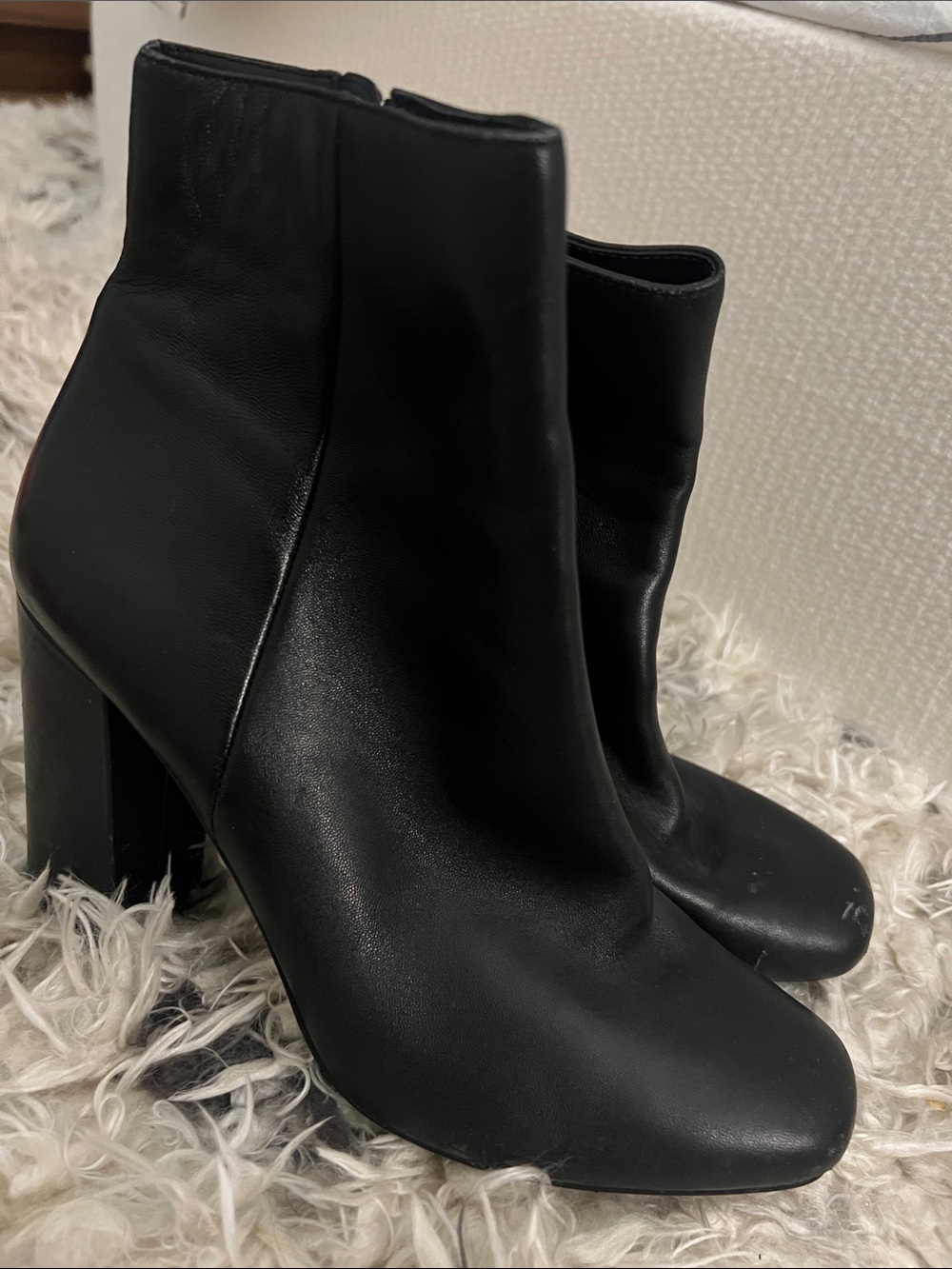 Steve Madden Black Leather Ankle Booties